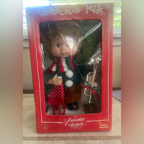 Undercover Kids 1993 “A.J. Horn Animated Christmas doll - Picture 2 of 8